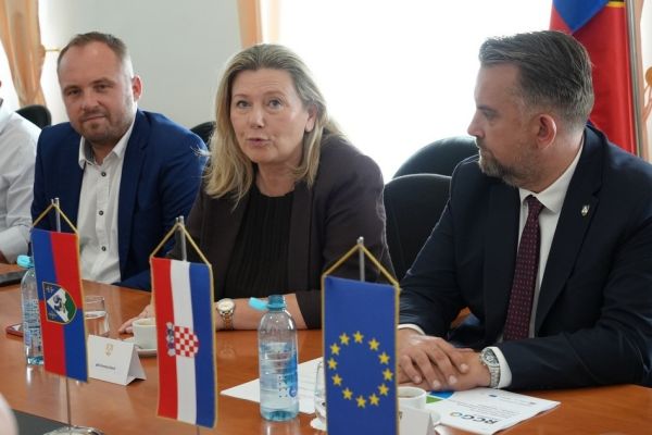 piskornica-2026-ministrica-09AF1E438E-2001-F855-F21A-0C476F7B3390.jpg