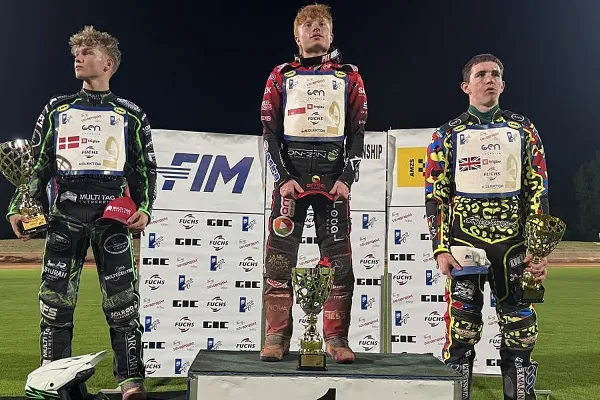 speedway-krsko-mladinci-kvalifikacije-46B30B886-9CA0-3497-DA27-CDCD165B62AF.webp