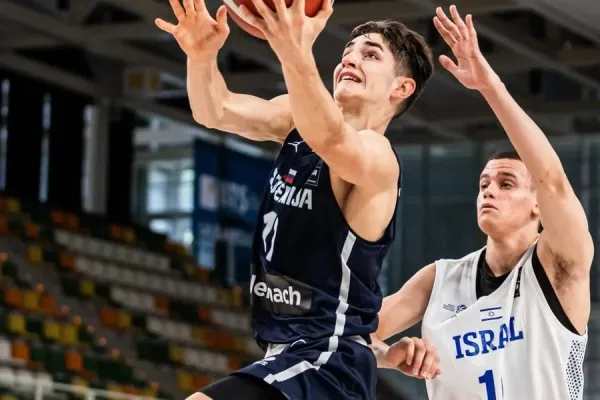 slovenija-v-polfinale-u18-04B03836BC-618B-53C0-54ED-2724FC94CD4C.webp