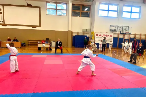 radeski-karateisti-na-kozjanske-zmaju-0905E986A7-76A0-B493-FF9C-C81773640EF3.webp